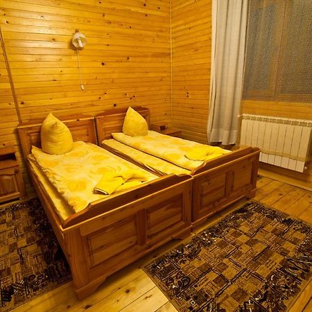 Edelweiss Carpathians Migovo Hotell Exteriör bild