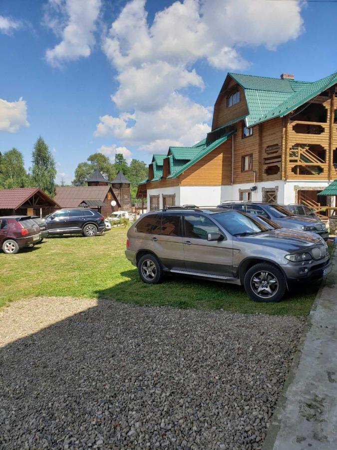 Edelweiss Carpathians Migovo Hotell Exteriör bild