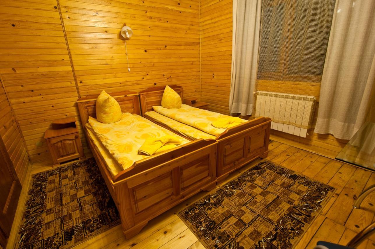 Edelweiss Carpathians Migovo Hotell Exteriör bild