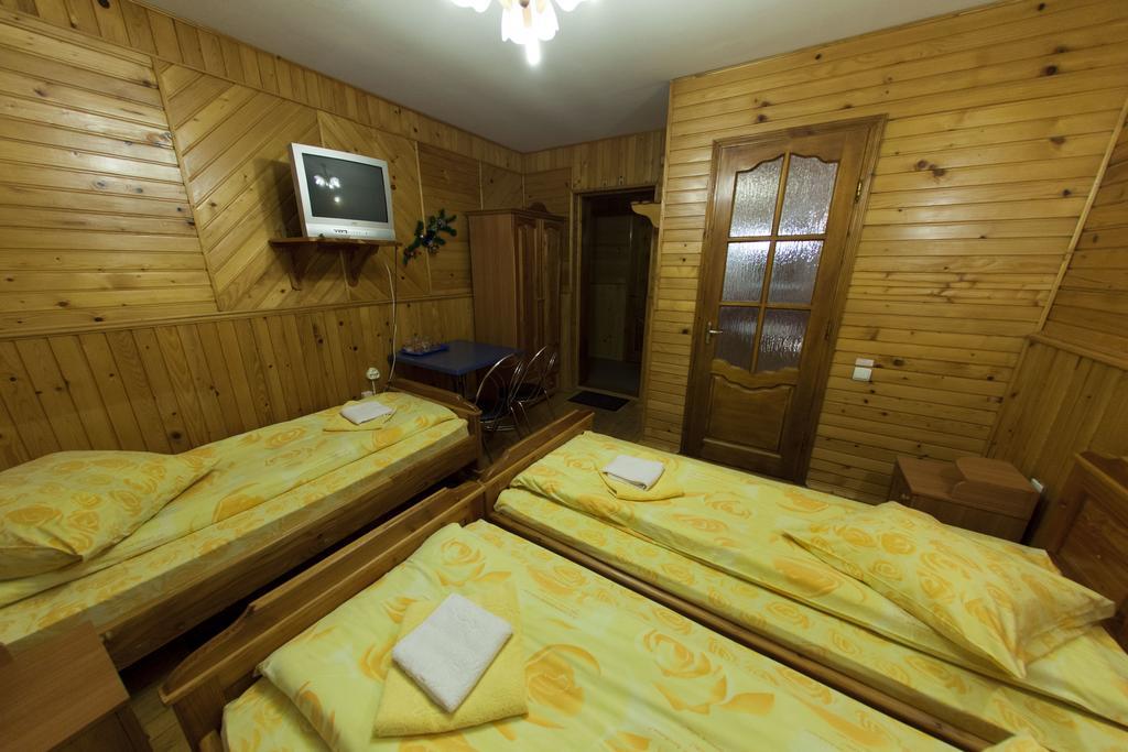 Edelweiss Carpathians Migovo Hotell Exteriör bild